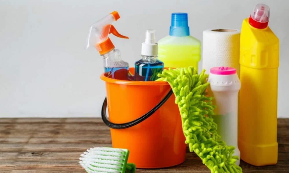 Κορoνοϊός: Τα καθαριστικά προϊόντα που «εξολοθρεύουν» τον ιό